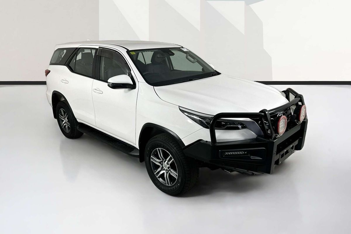 2021 Toyota FORTUNER GX GUN156R