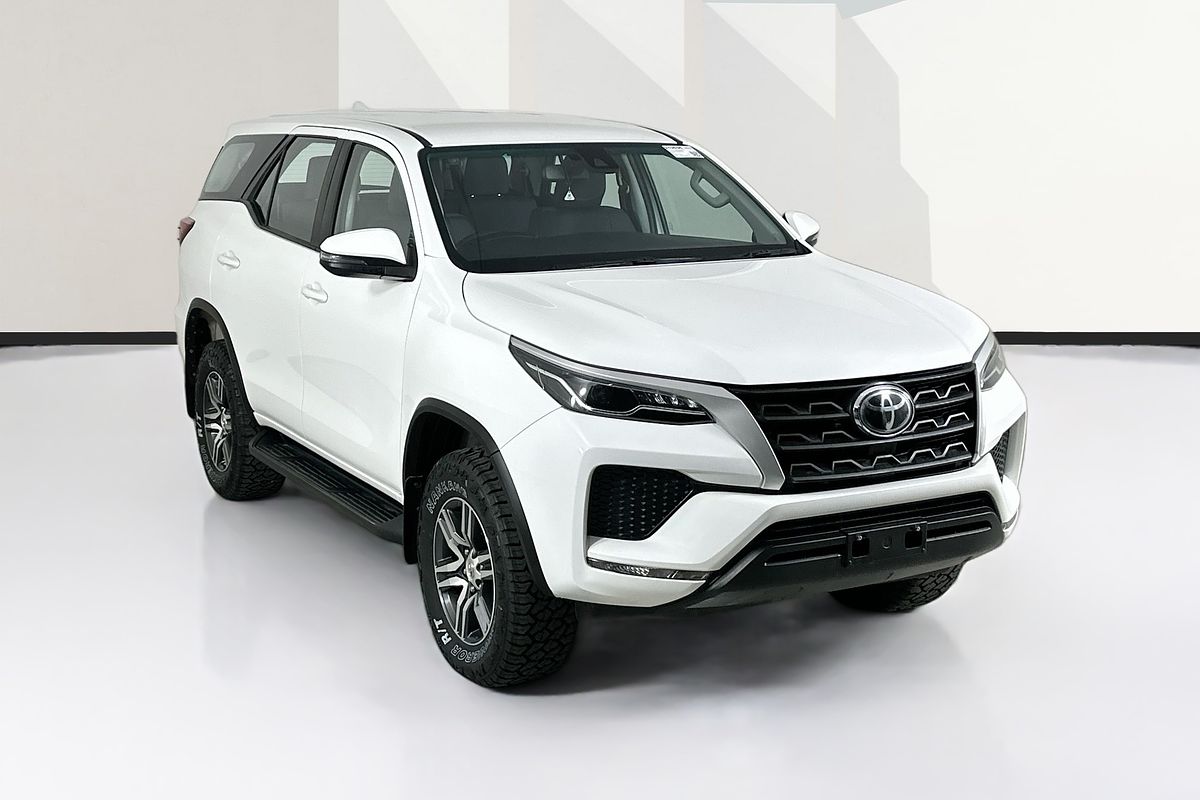 2022 Toyota FORTUNER GX GUN156R