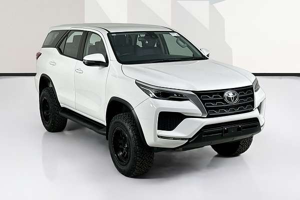 2022 Toyota FORTUNER GX GUN156R