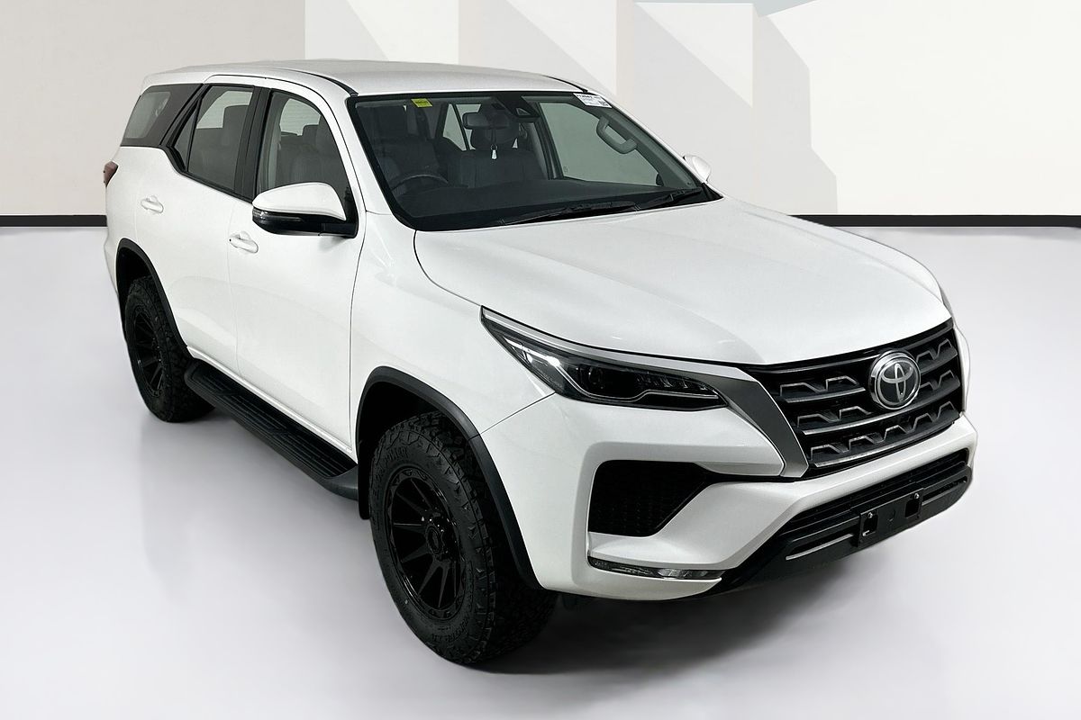 2022 Toyota FORTUNER GX GUN156R