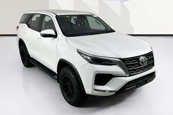 2022 Toyota FORTUNER GX GUN156R