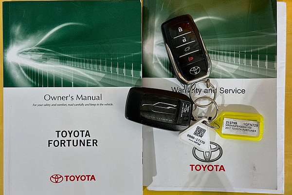 2017 Toyota FORTUNER CRUSADE GUN156R