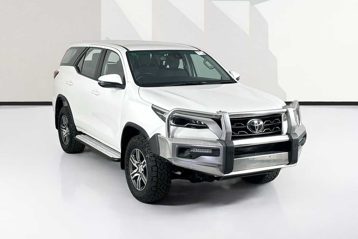 2021 Toyota FORTUNER GX GUN156R