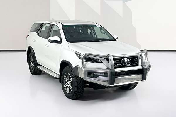 2021 Toyota FORTUNER GX GUN156R