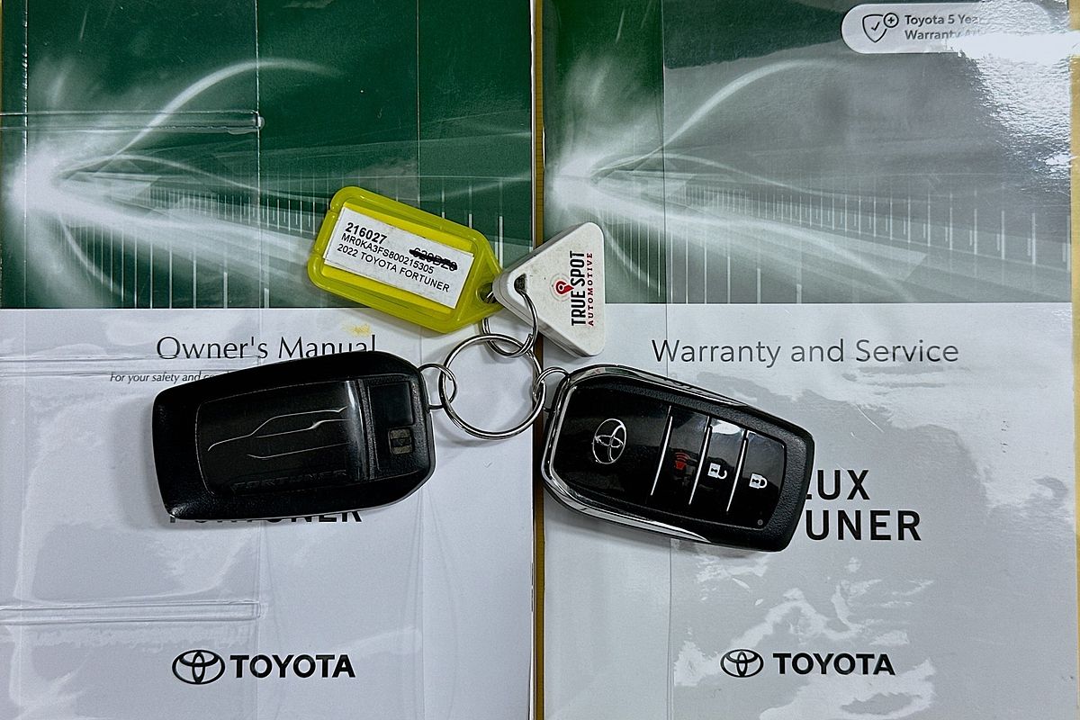 2022 Toyota FORTUNER GXL PREMIUM INTERIOR GUN156R