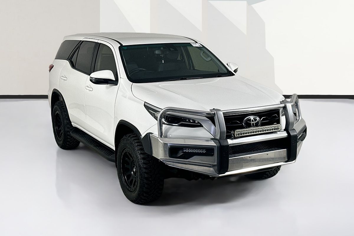 2021 Toyota FORTUNER GX GUN156R