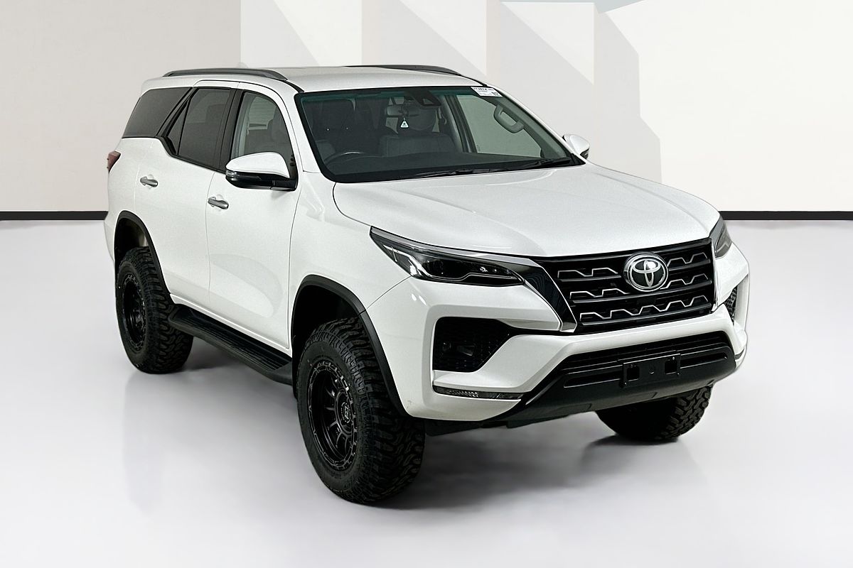 2023 Toyota FORTUNER GXL GUN156R