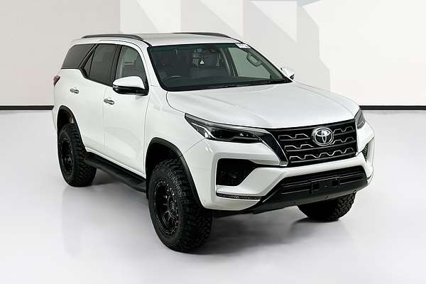 2023 Toyota FORTUNER GXL GUN156R