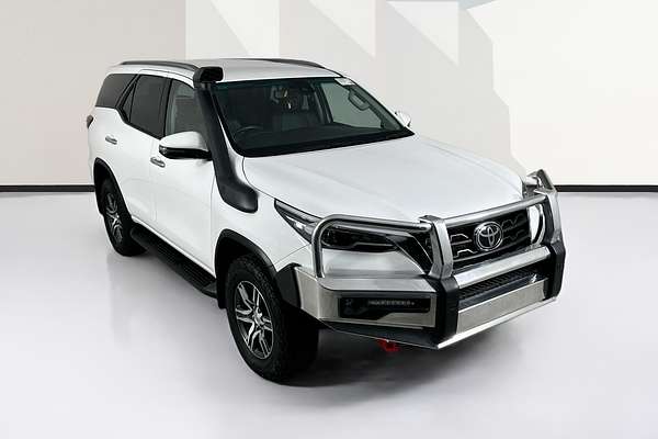 2022 Toyota FORTUNER GXL PREMIUM INTERIOR GUN156R