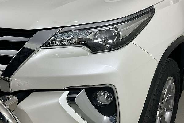 2017 Toyota FORTUNER CRUSADE GUN156R