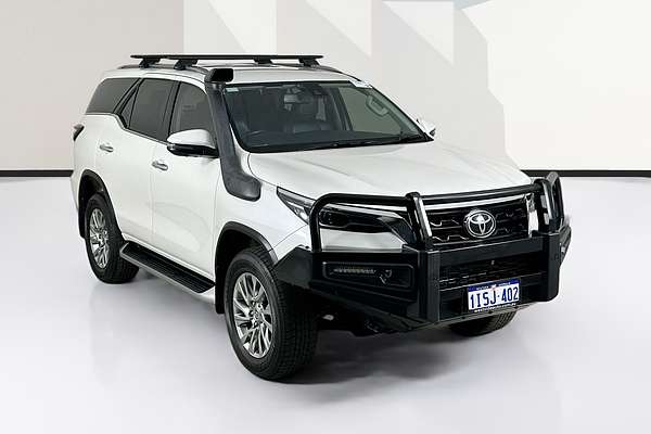 2022 Toyota FORTUNER CRUSADE GUN156R