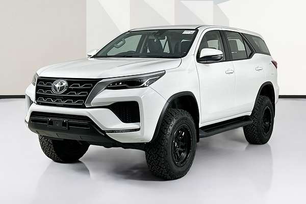 2022 Toyota FORTUNER GX GUN156R