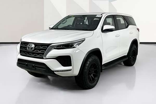 2022 Toyota FORTUNER GX GUN156R