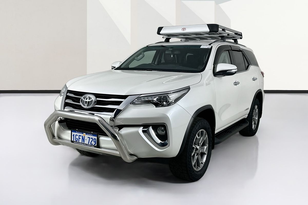 2017 Toyota FORTUNER CRUSADE GUN156R