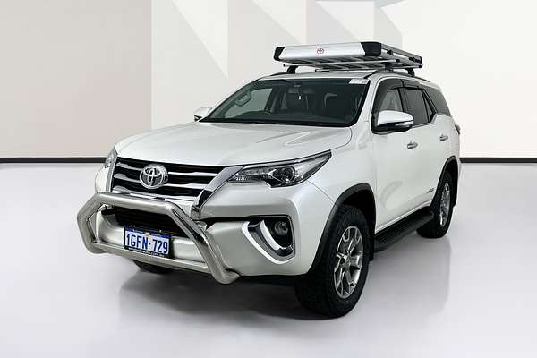 2017 Toyota FORTUNER CRUSADE GUN156R