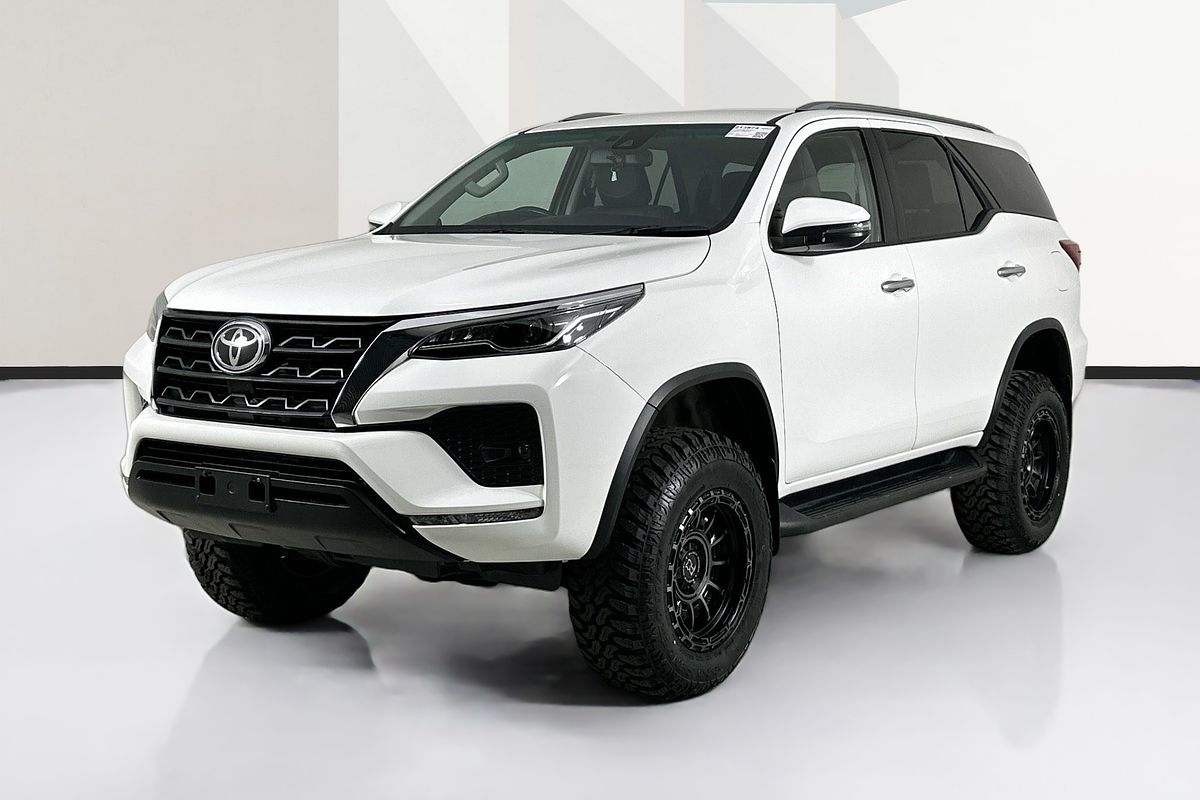 2023 Toyota FORTUNER GXL GUN156R