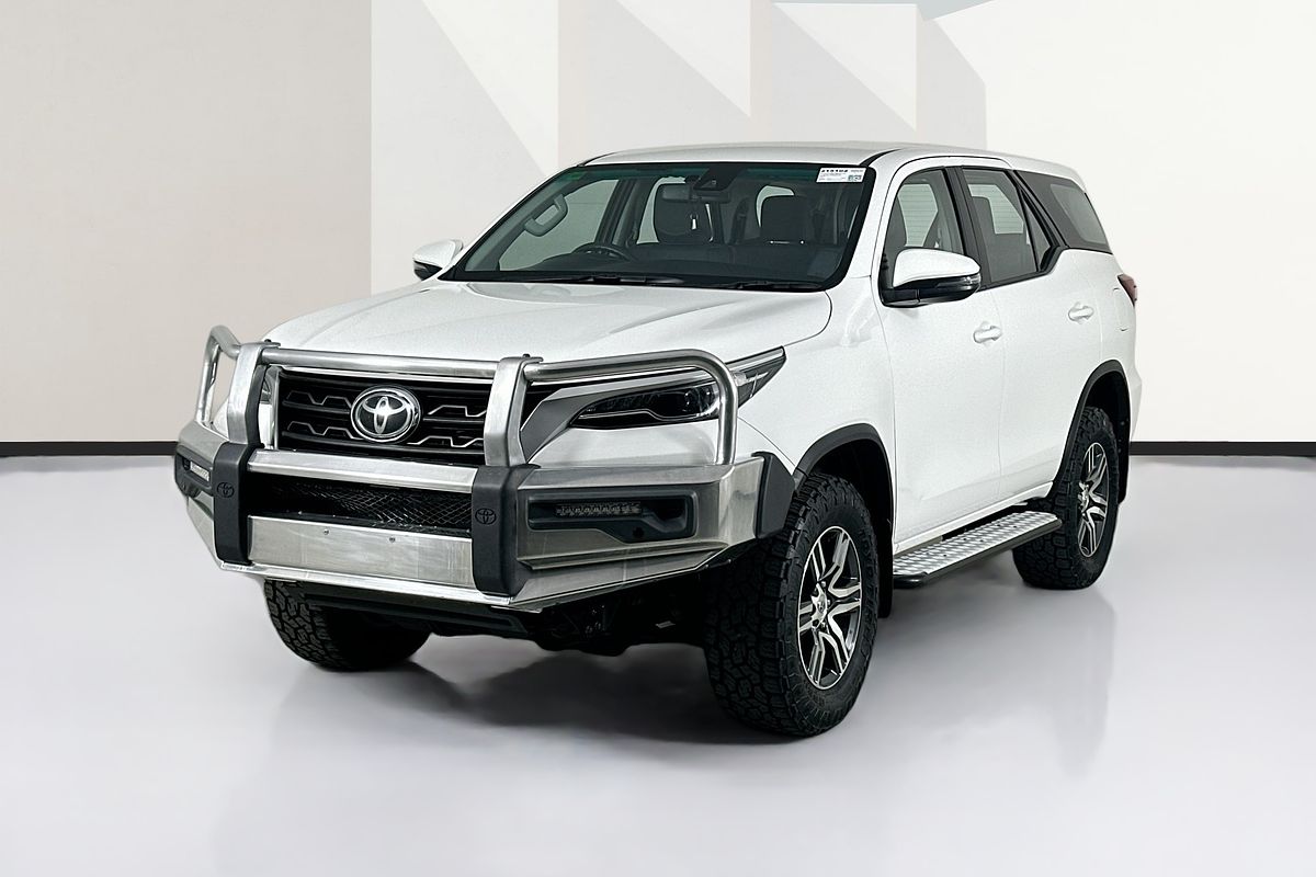2021 Toyota FORTUNER GX GUN156R