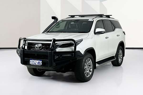 2022 Toyota FORTUNER CRUSADE GUN156R
