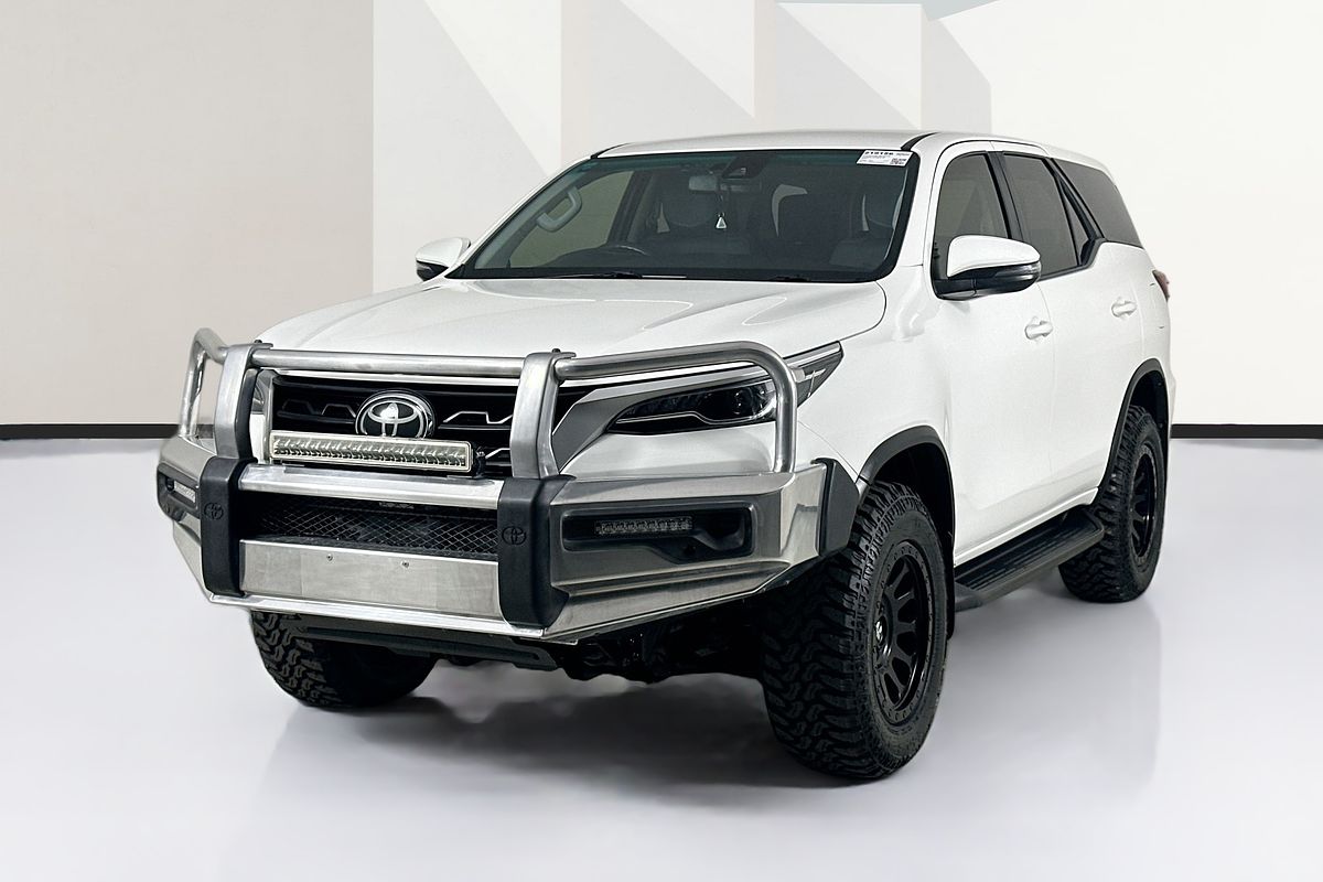 2021 Toyota FORTUNER GX GUN156R