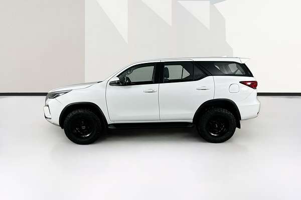 2022 Toyota FORTUNER GX GUN156R