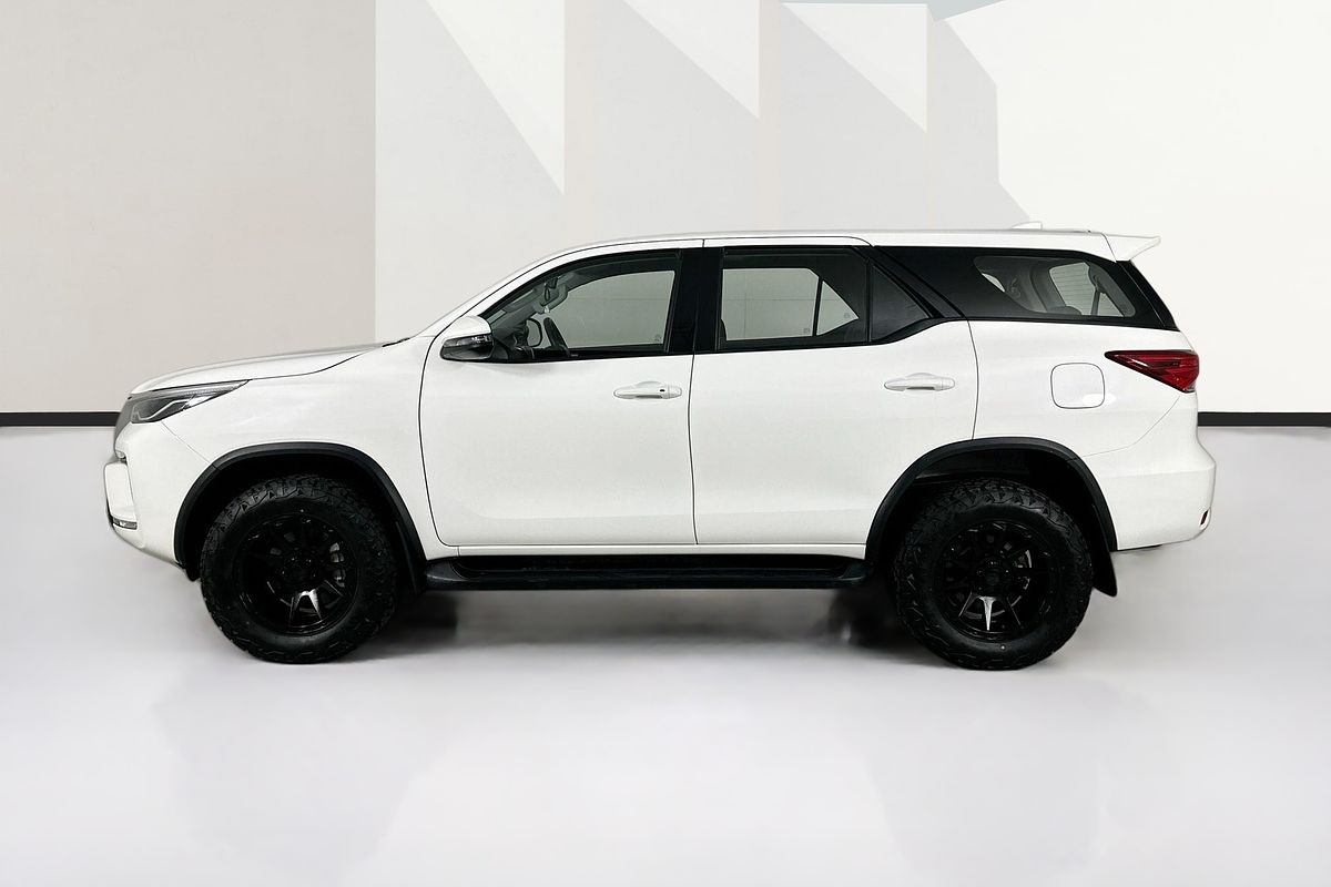 2022 Toyota FORTUNER GX GUN156R