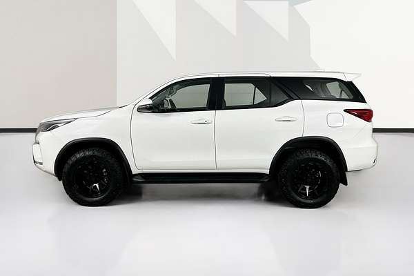 2022 Toyota FORTUNER GX GUN156R