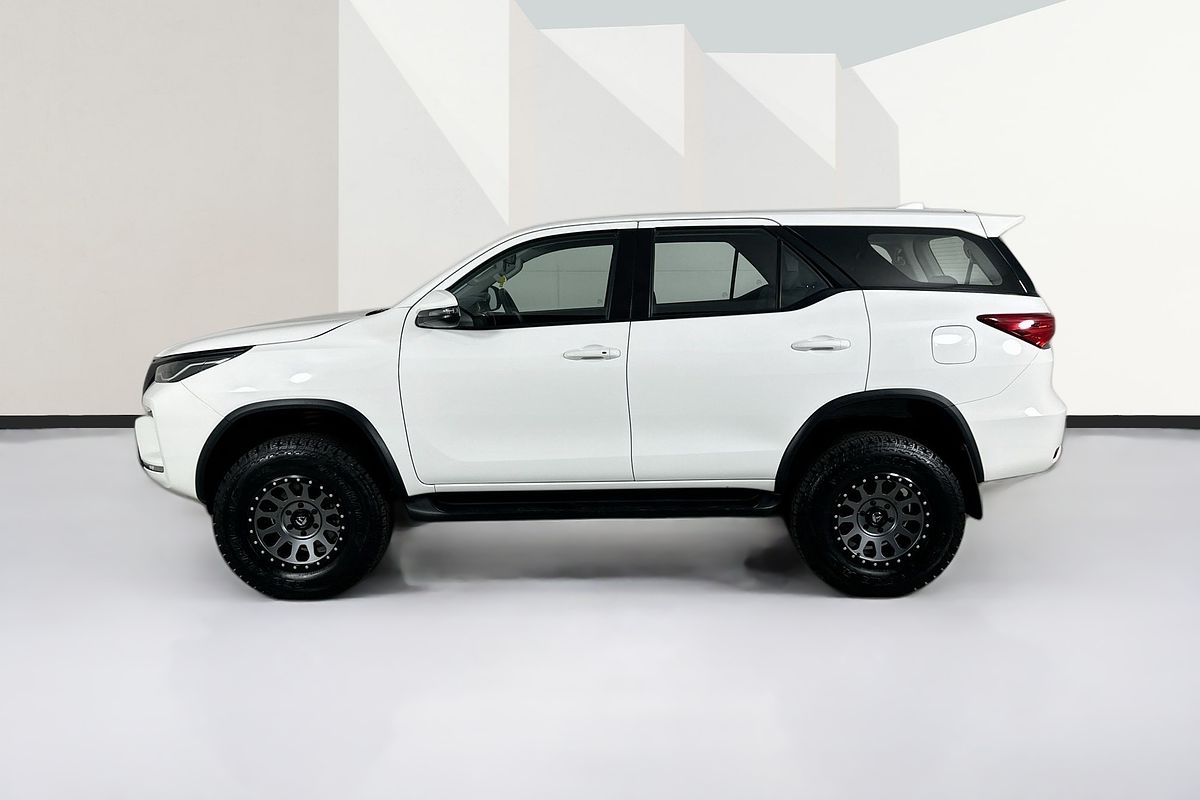 2022 Toyota Fortuner GX GUN156R