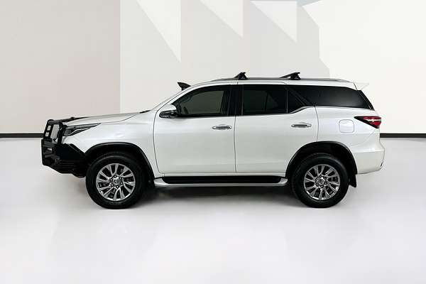 2022 Toyota FORTUNER CRUSADE GUN156R