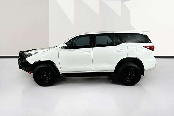 2021 Toyota FORTUNER GX GUN156R