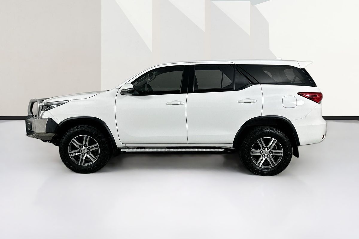 2022 Toyota FORTUNER GX GUN156R