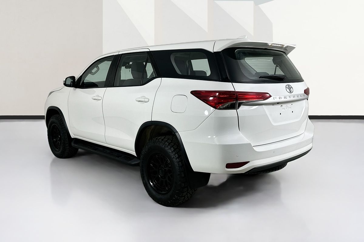 2022 Toyota FORTUNER GX GUN156R
