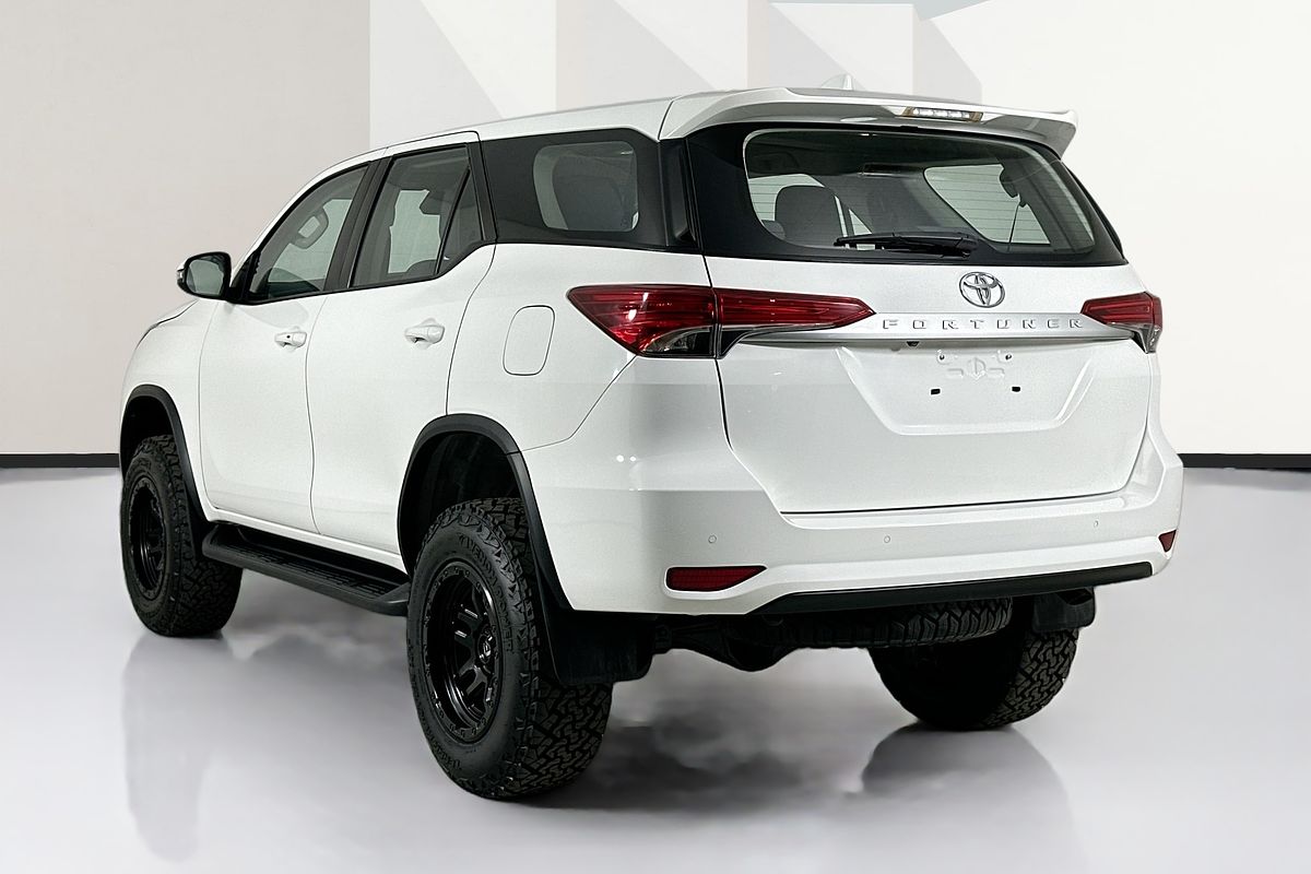 2022 Toyota FORTUNER GX GUN156R