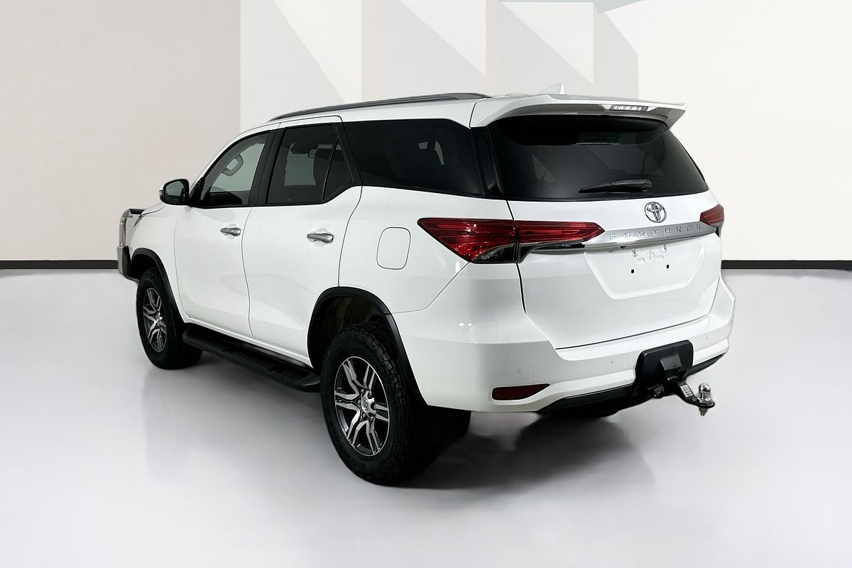 2022 Toyota FORTUNER GXL PREMIUM INTERIOR GUN156R