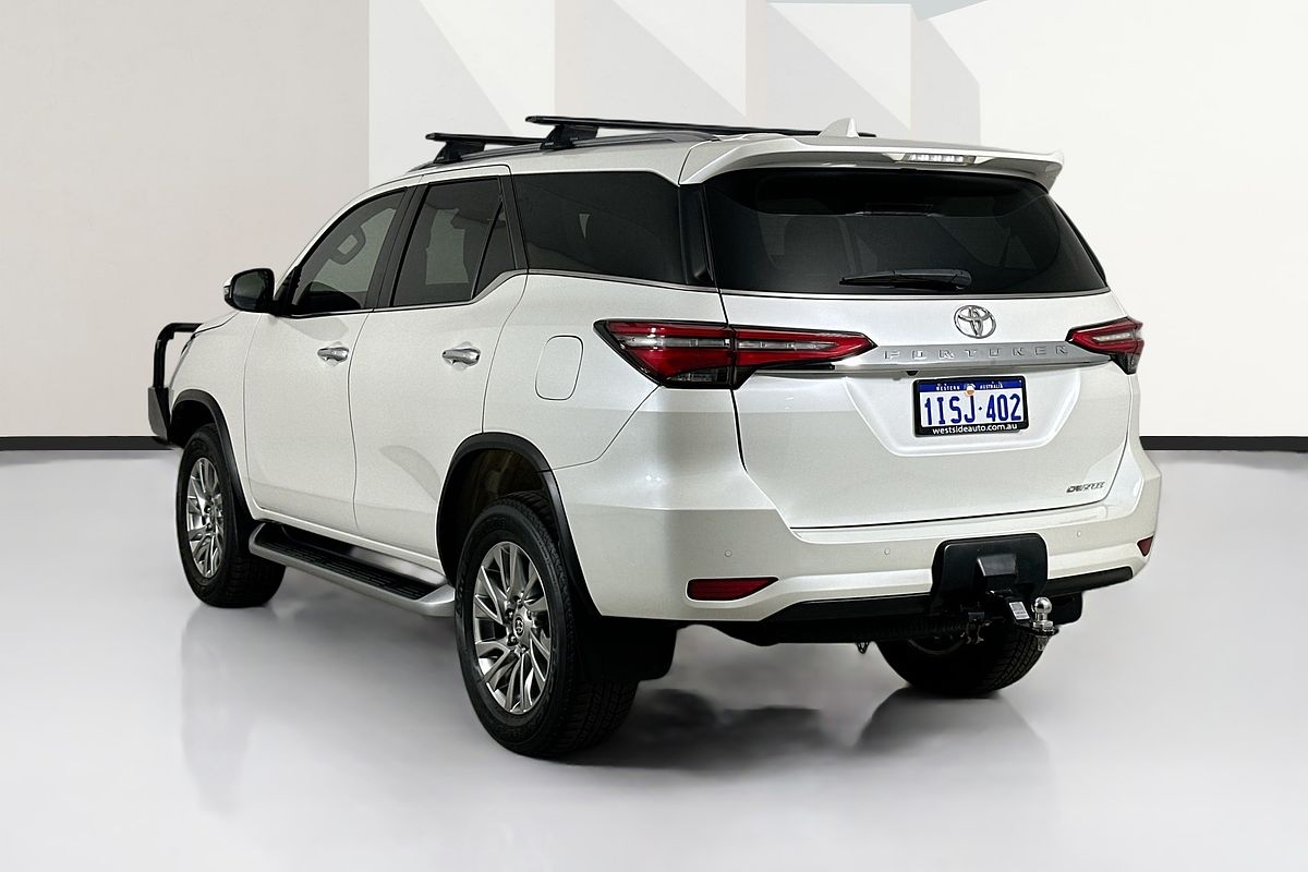 2022 Toyota FORTUNER CRUSADE GUN156R
