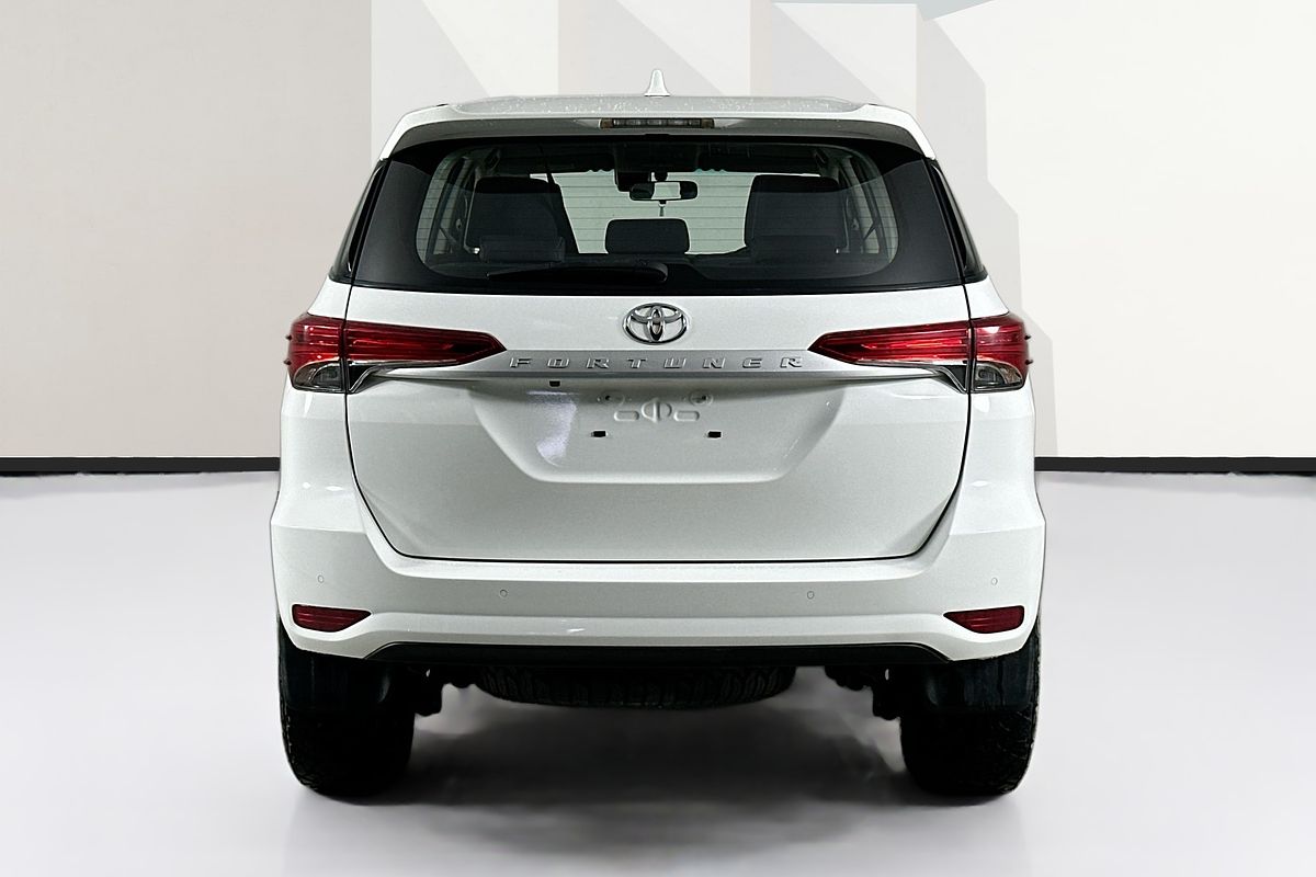 2022 Toyota FORTUNER GX GUN156R