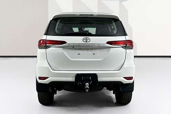 2023 Toyota FORTUNER GX GUN156R