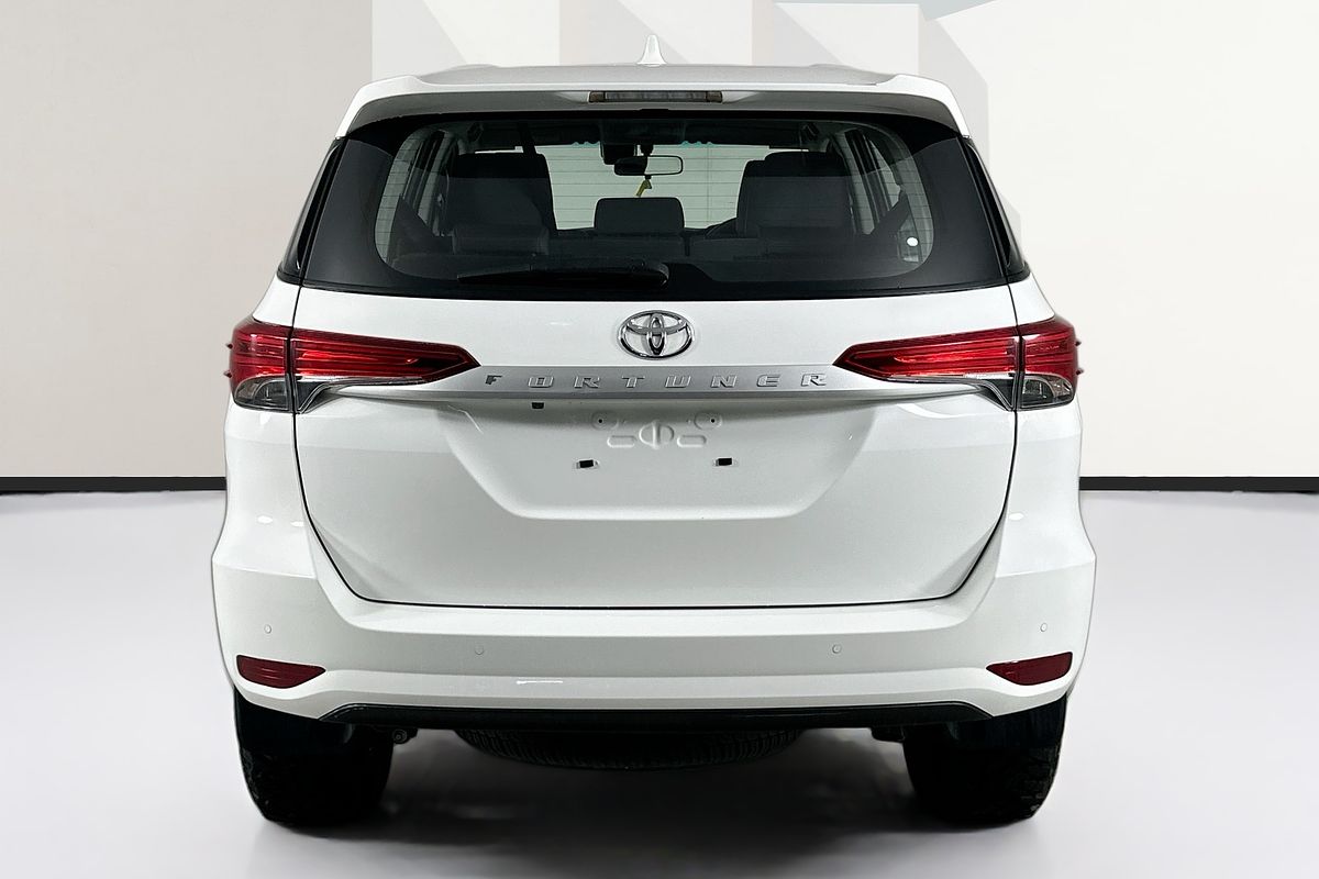 2024 Toyota FORTUNER GX GUN156R