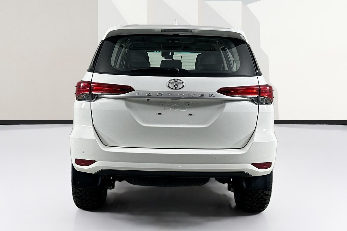 2024 Toyota FORTUNER GX GUN156R