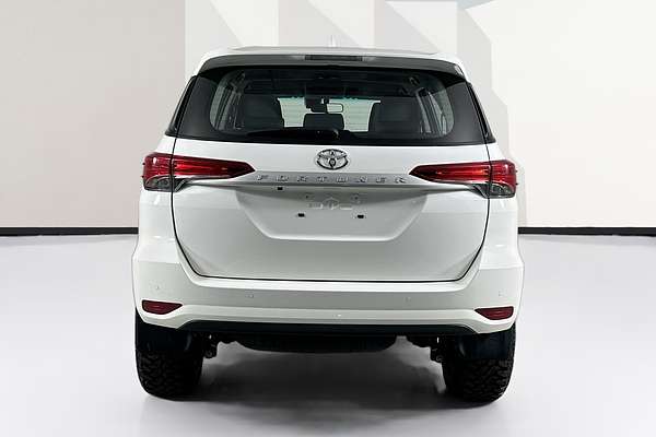 2024 Toyota FORTUNER GX GUN156R