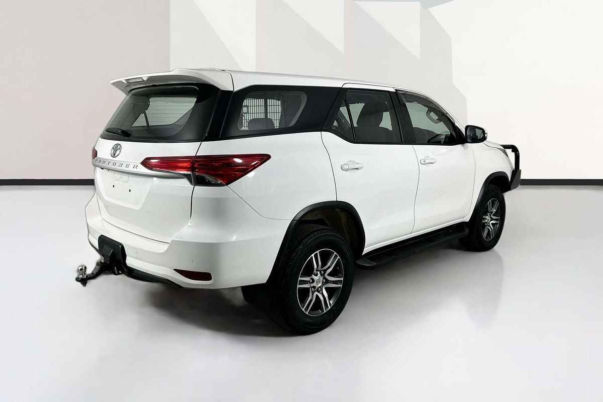 2021 Toyota FORTUNER GX GUN156R