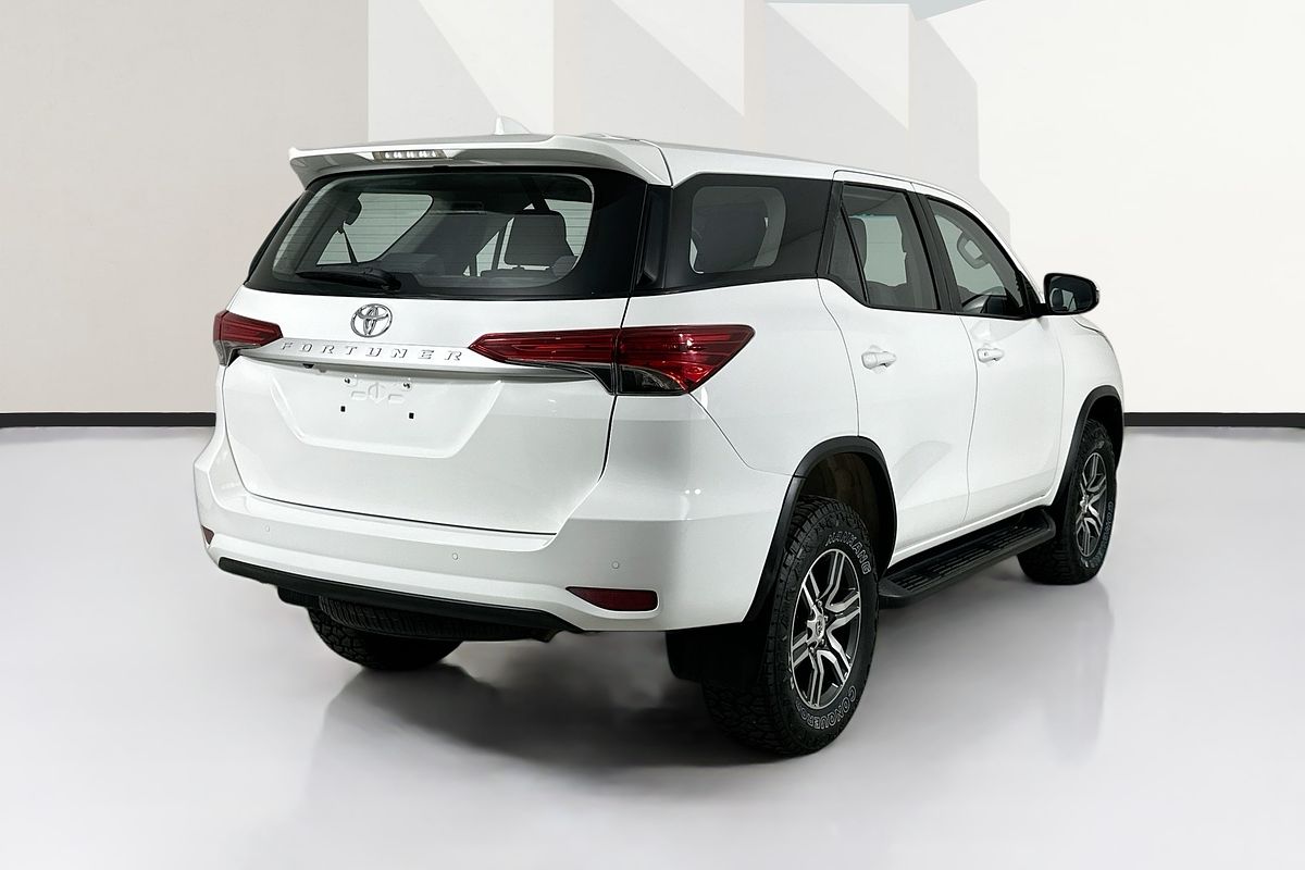 2022 Toyota FORTUNER GX GUN156R