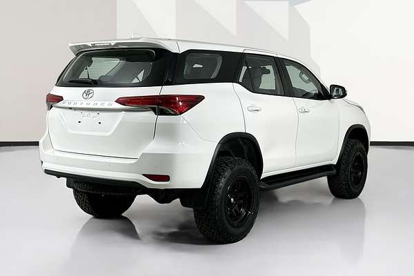 2022 Toyota FORTUNER GX GUN156R