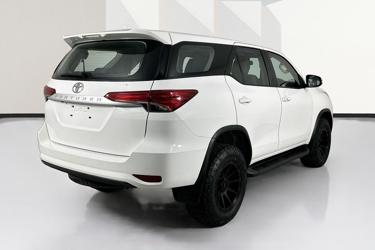 2022 Toyota FORTUNER GX GUN156R