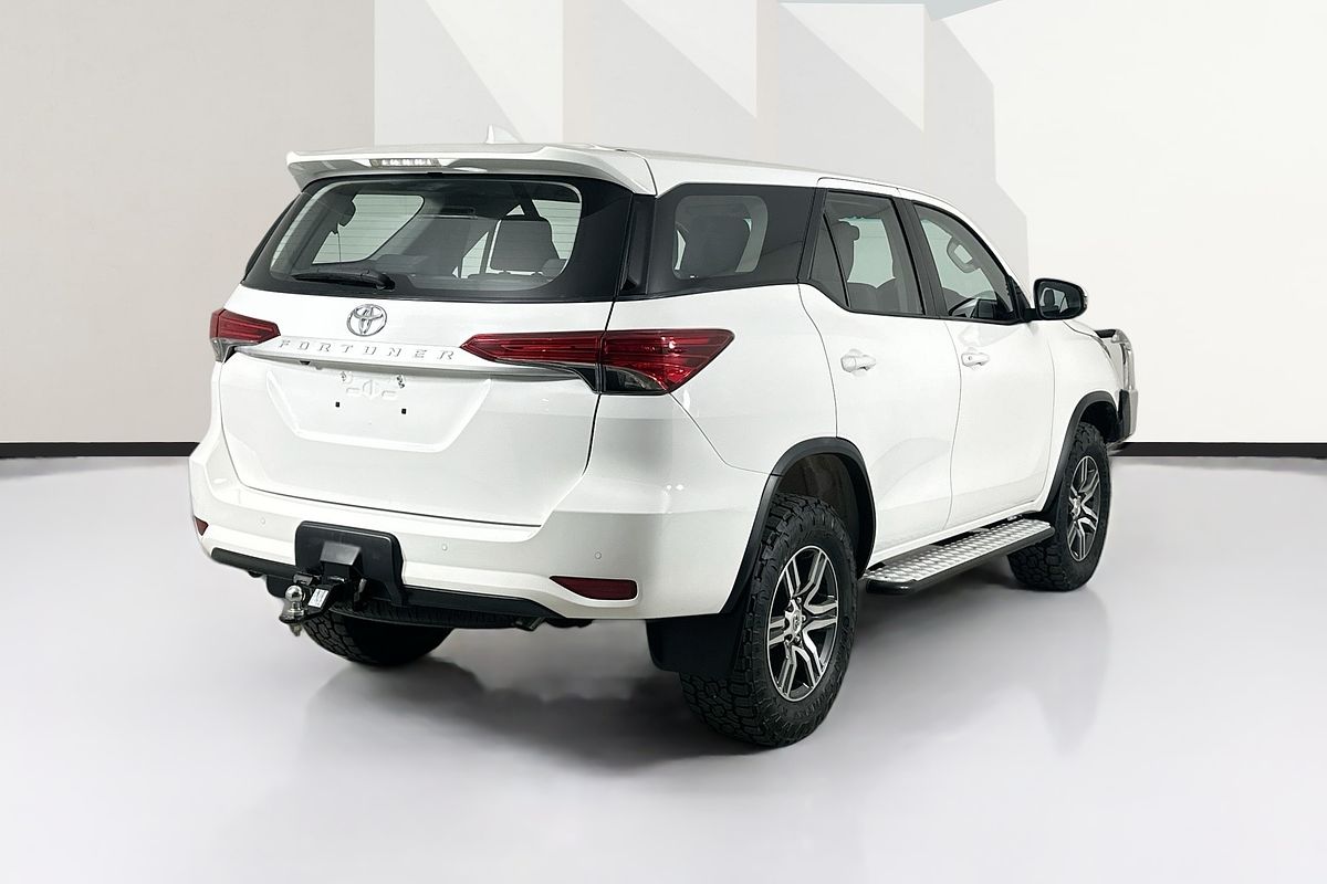 2021 Toyota FORTUNER GX GUN156R