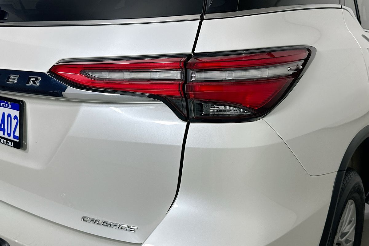 2022 Toyota FORTUNER CRUSADE GUN156R