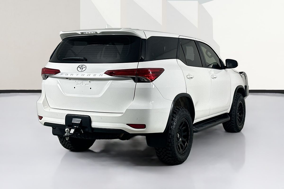2021 Toyota FORTUNER GX GUN156R