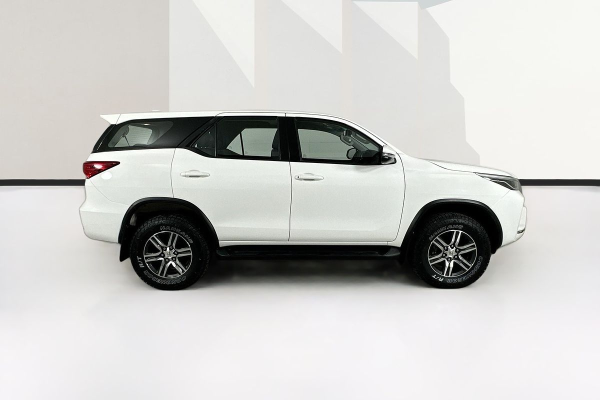 2022 Toyota FORTUNER GX GUN156R