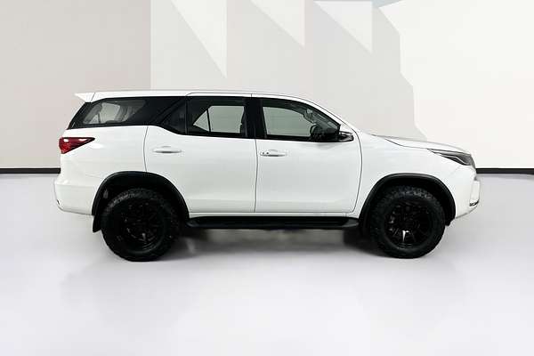 2022 Toyota FORTUNER GX GUN156R