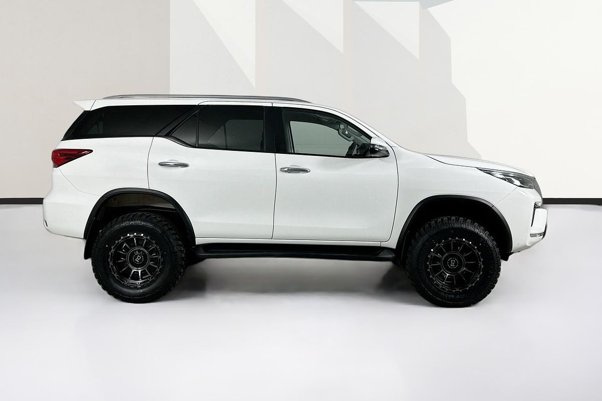 2023 Toyota FORTUNER GXL GUN156R