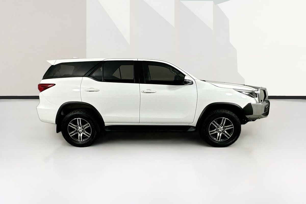 2022 Toyota Fortuner GX GUN156R